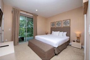 Amazing 3BD home with Elevator and BBQ near Disney